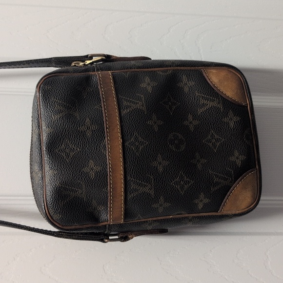 Louis Vuitton Danube Monogram Crossbody Bag Auth Serial# Date Code France - Picture 16 of 16